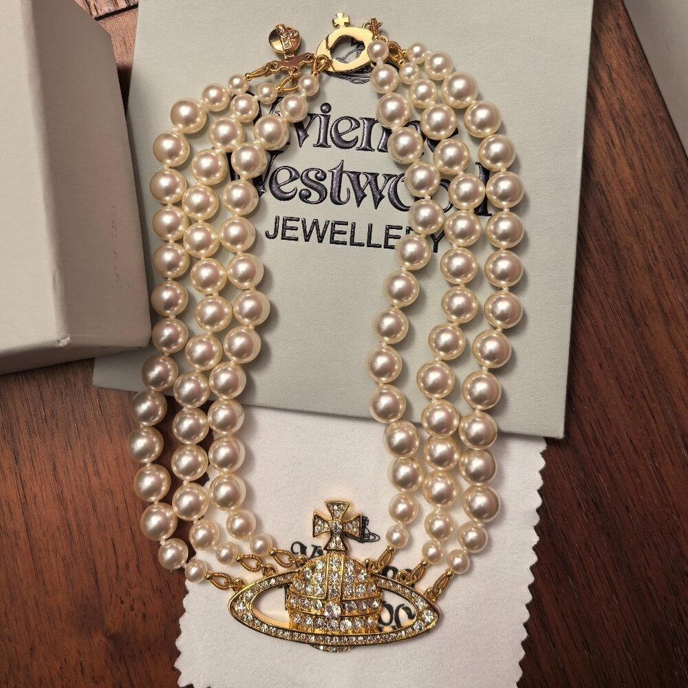 Vivienne Westwood Three Row Pearl Gold Bas Relief Choker